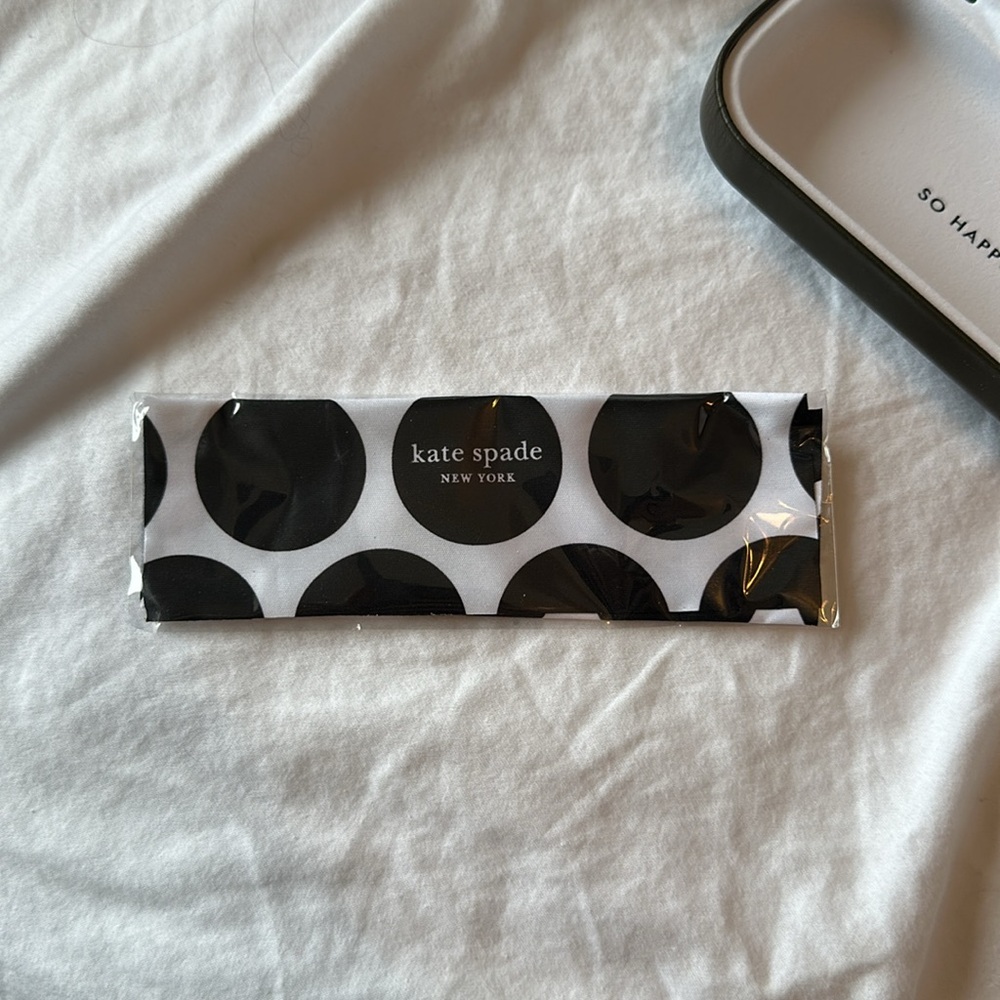 Kate Spade - Picture 3 of 4